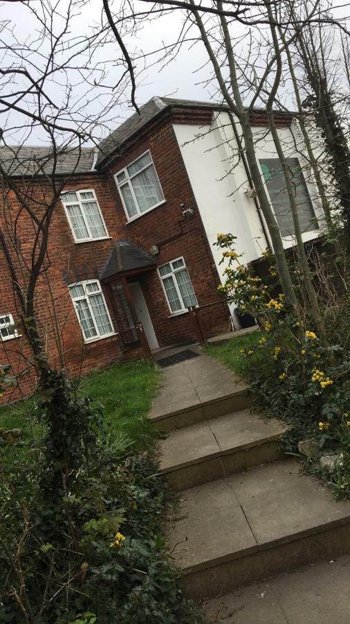 Cedar Tree Hotel Rugeley Exterior photo